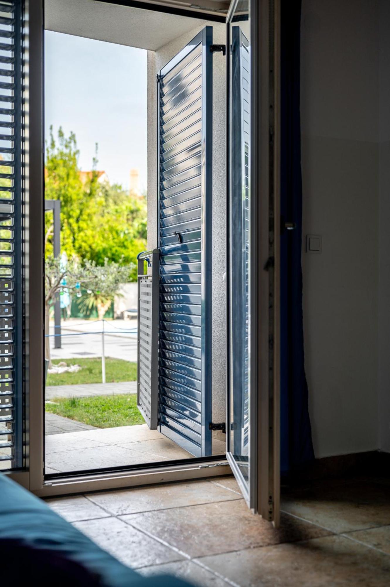 Adorami Apartments Baska  Exterior photo