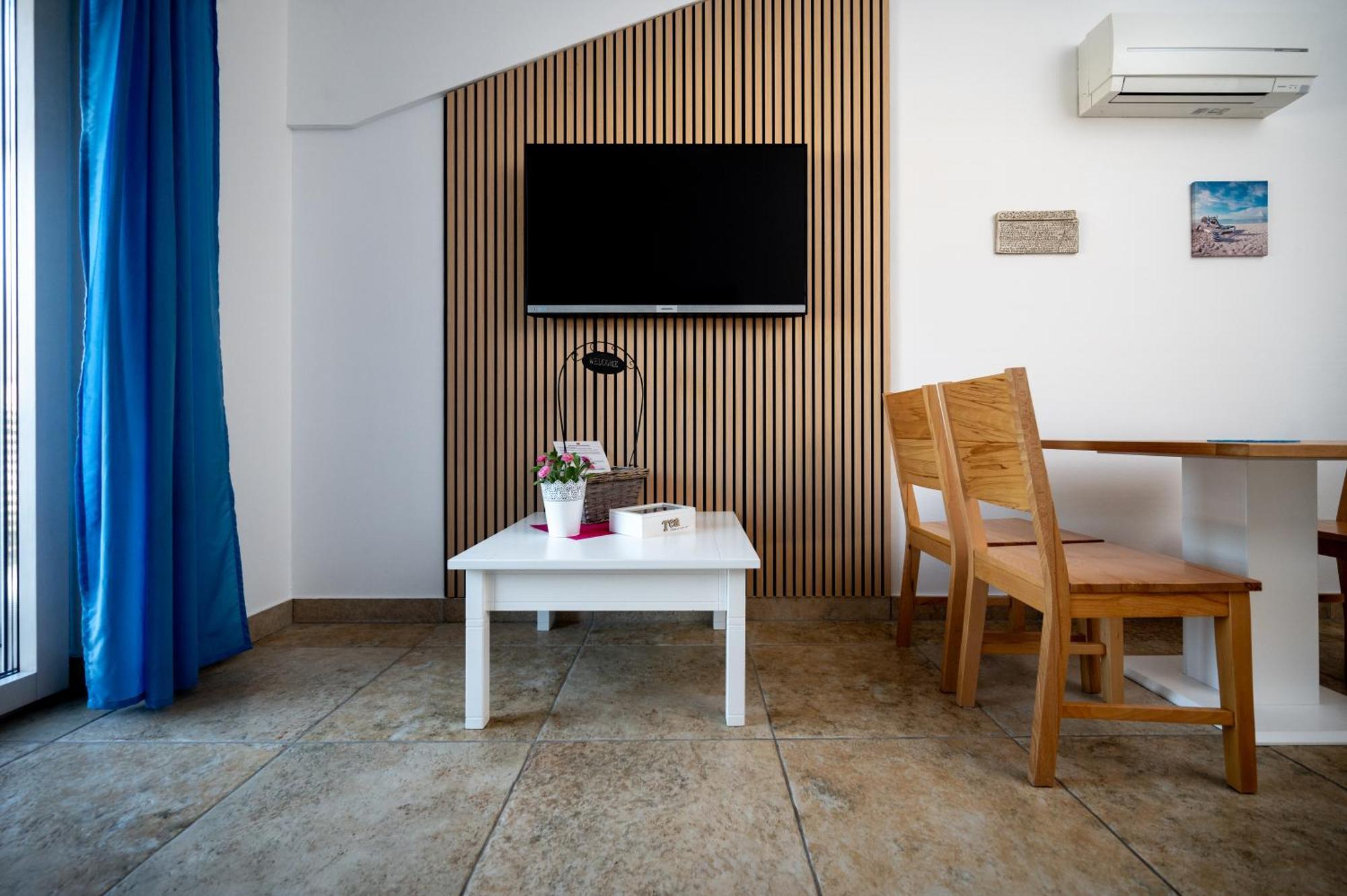 Adorami Apartments Baska  Exterior photo